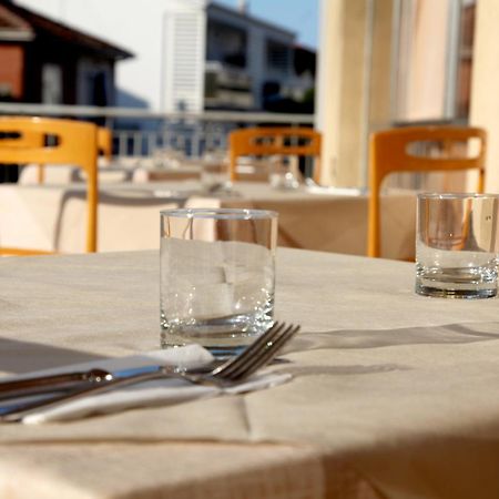 רימיני Hotel Alfa Anche In All Inclusive מראה חיצוני תמונה