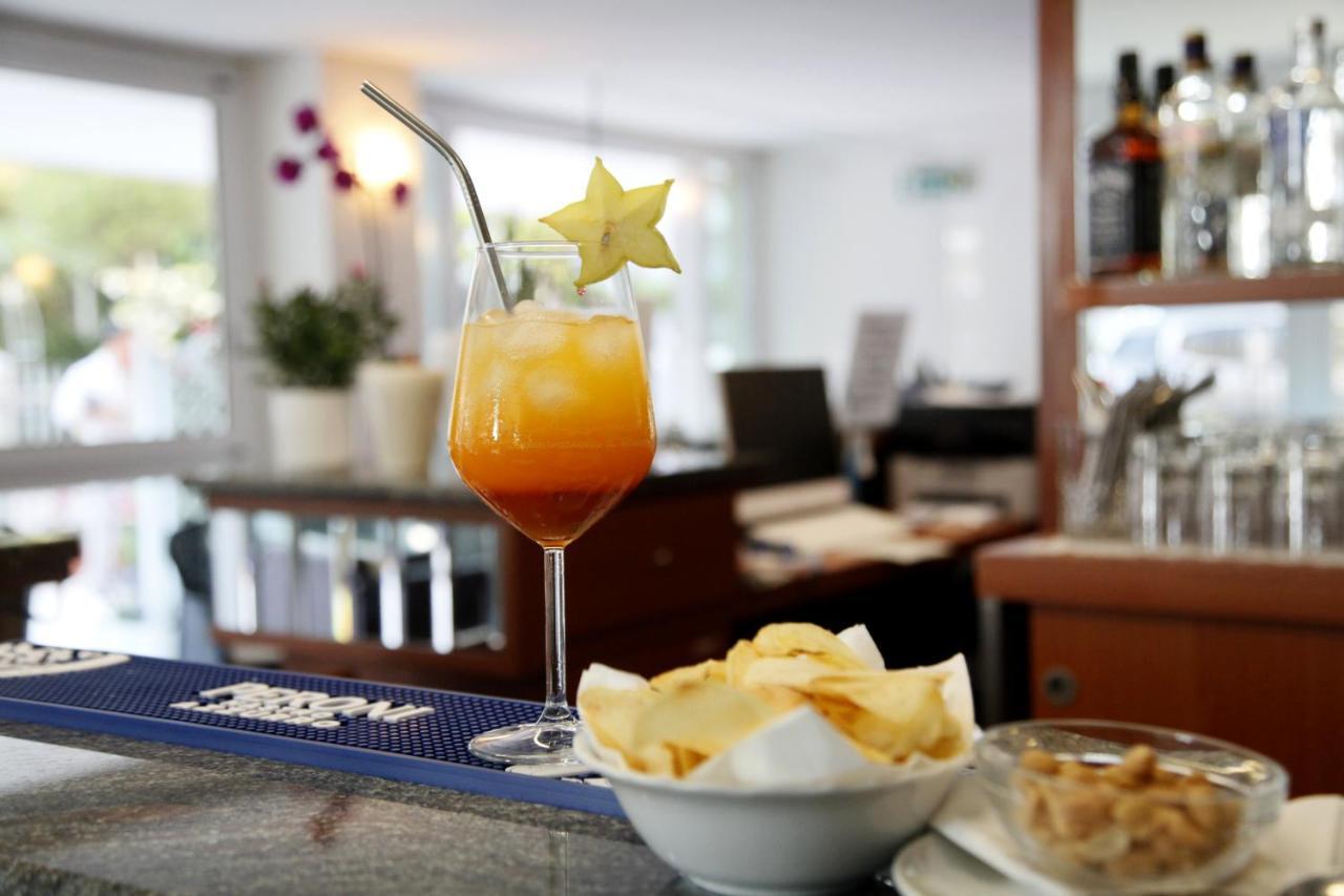 רימיני Hotel Alfa Anche In All Inclusive מראה חיצוני תמונה