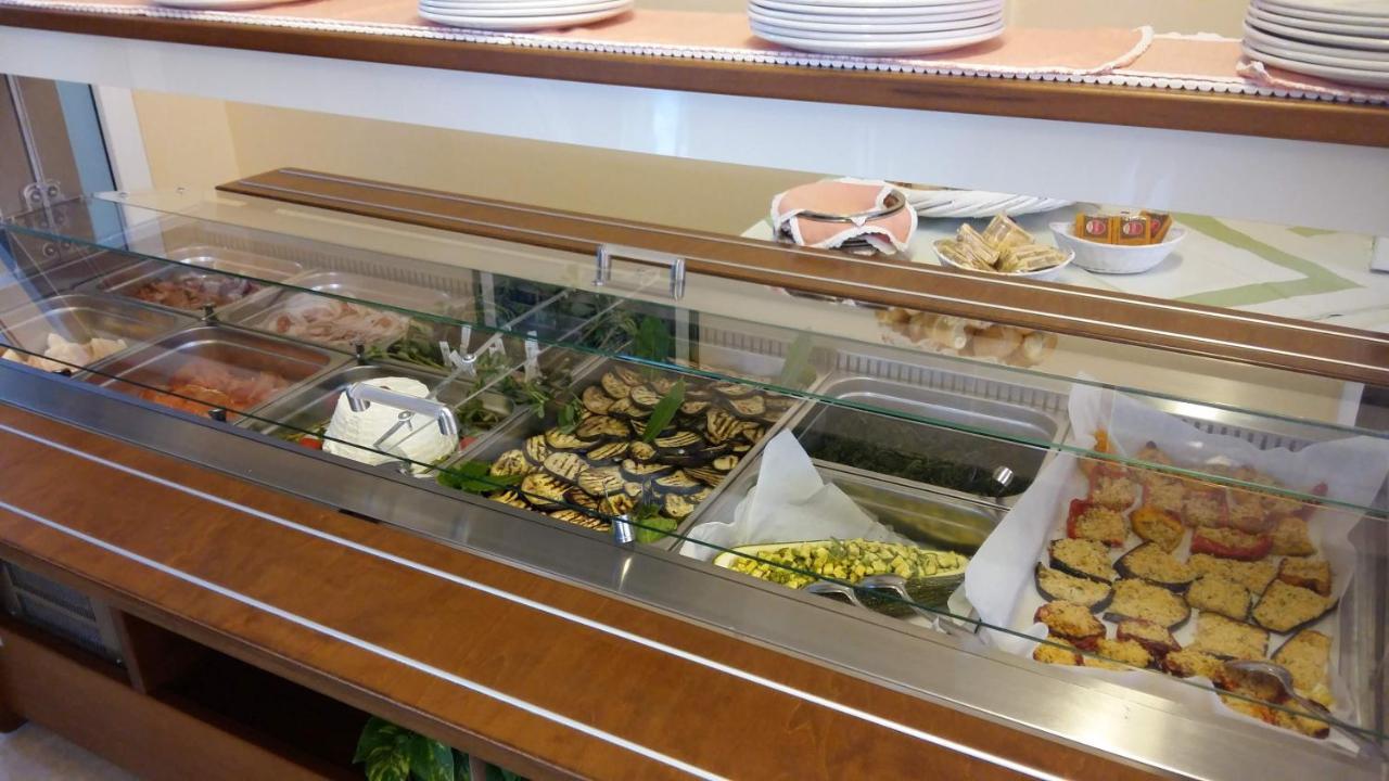רימיני Hotel Alfa Anche In All Inclusive מראה חיצוני תמונה